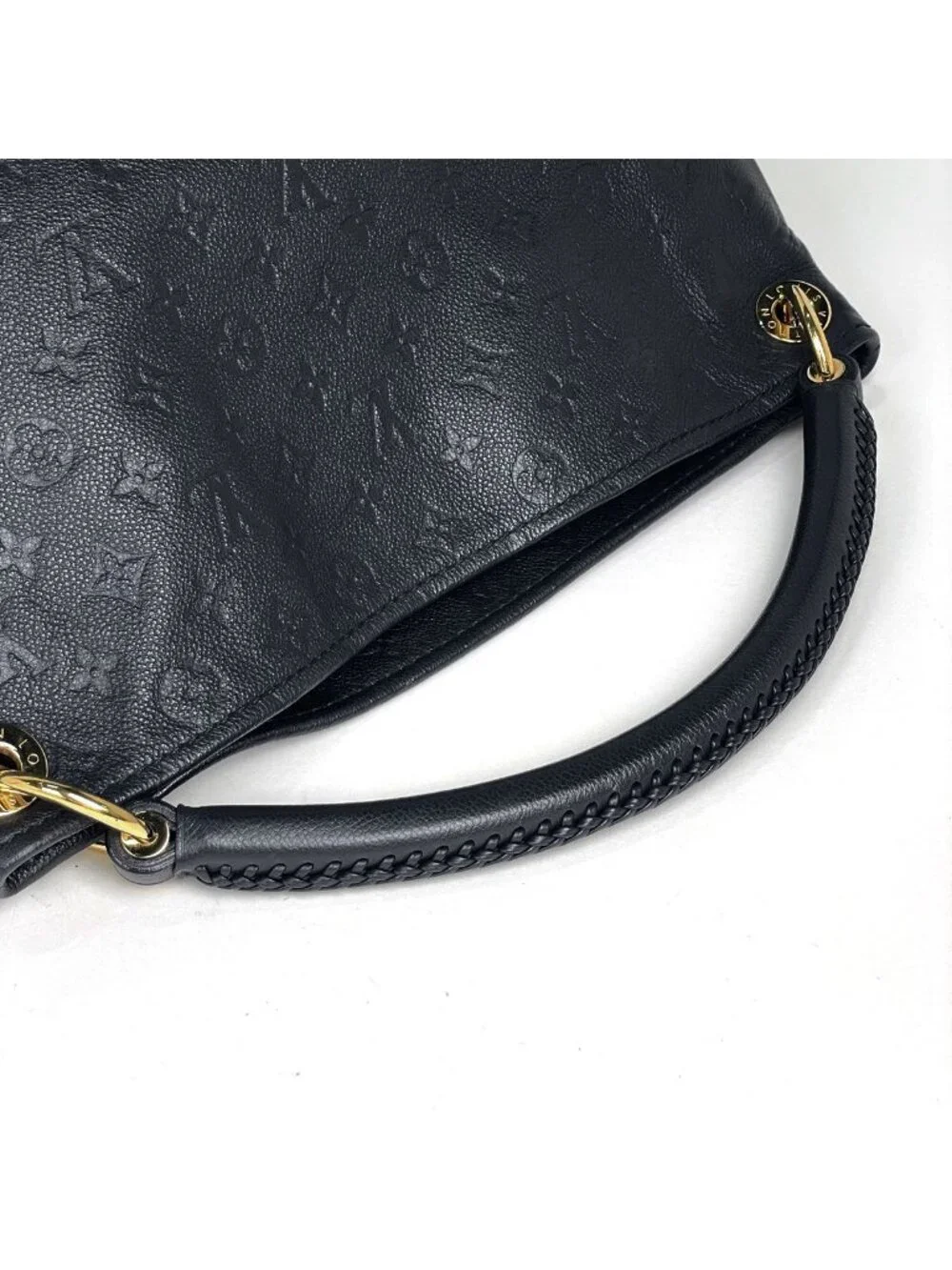Louis Vuitton this authentic
